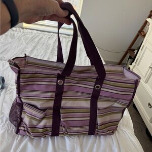 Thirty One Super Organized Utility Tote. Striped, shades of Purple. 7 Pockets!